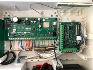 System alarmowy SATEL dla biurowca i hal w Stobno